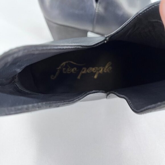 Free People Charm Double V Ankle Boot Women's Size 38 in Black Block Heel - Picture 8 of 15